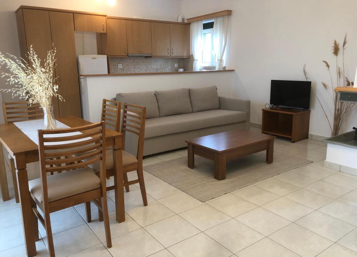 Politia Villas كاريستوس المظهر الخارجي الصورة