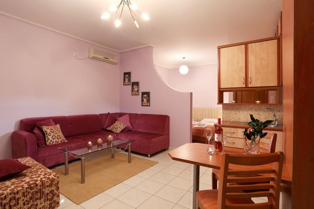 Politia Villas كاريستوس الغرفة الصورة